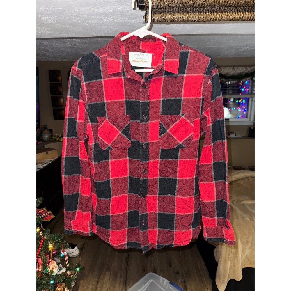Men’s Red and Black Flannel Shirt Medium